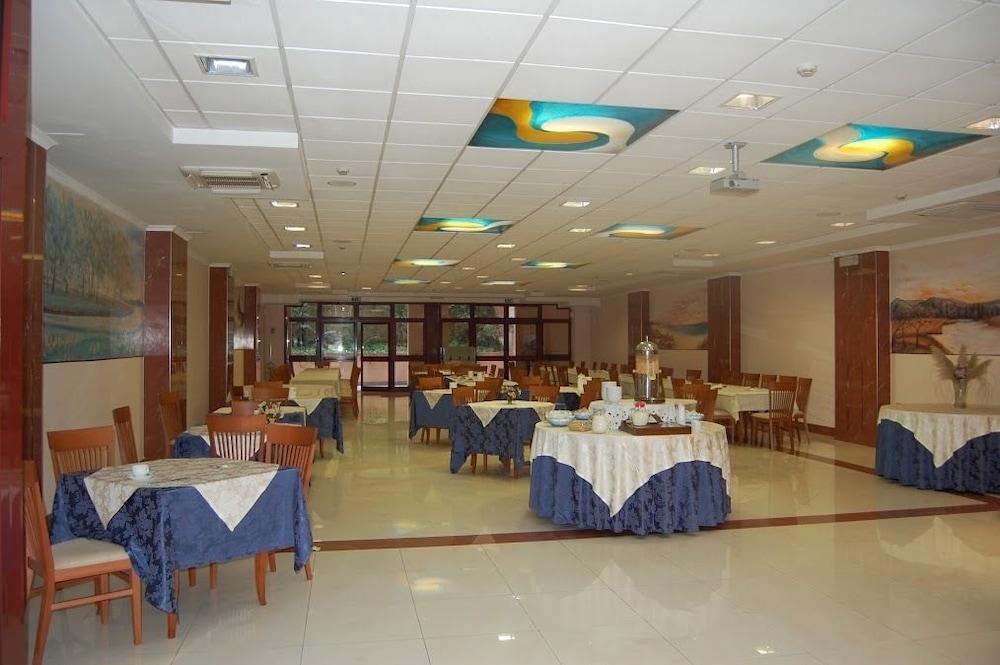 Hotel Laurence Roma Ngoại thất bức ảnh