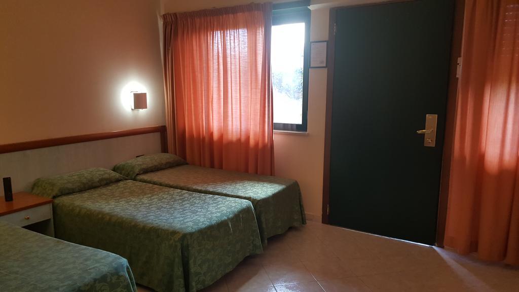 Hotel Laurence Roma Ngoại thất bức ảnh