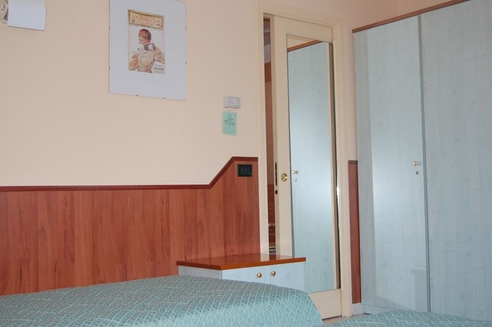 Hotel Laurence Roma Ngoại thất bức ảnh