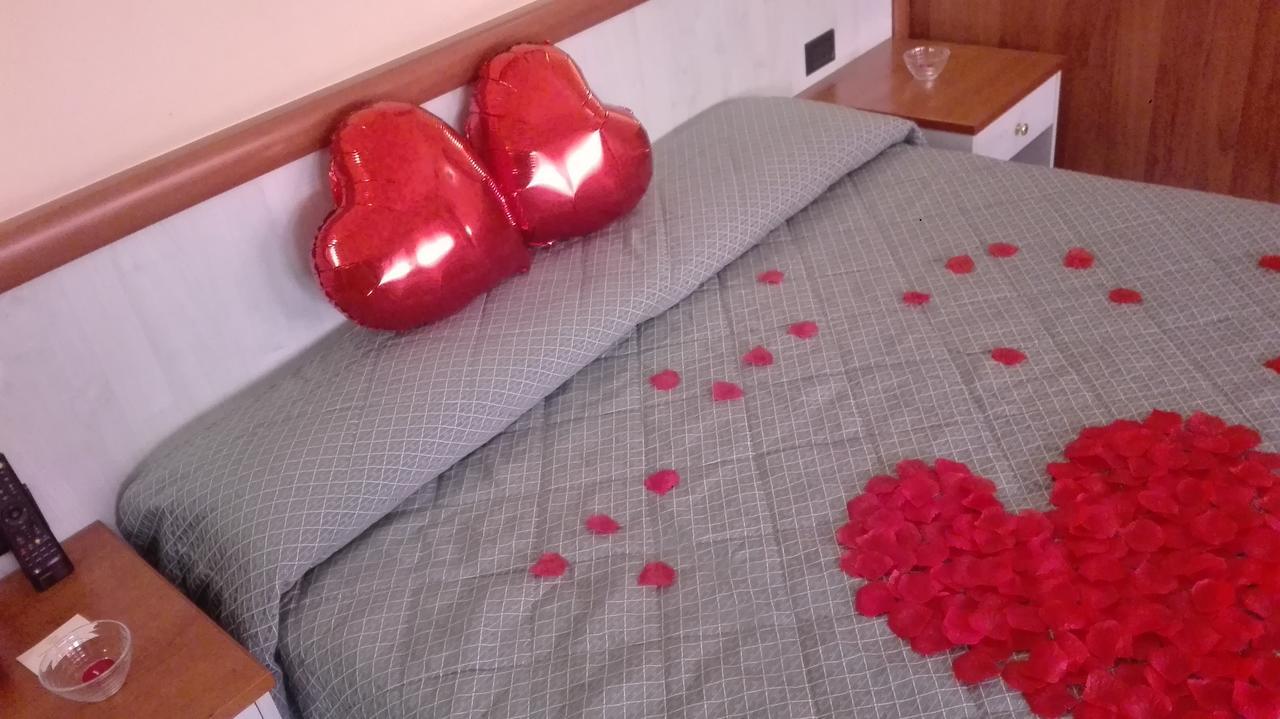 Hotel Laurence Roma Ngoại thất bức ảnh