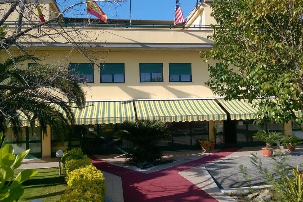 Hotel Laurence Roma Ngoại thất bức ảnh