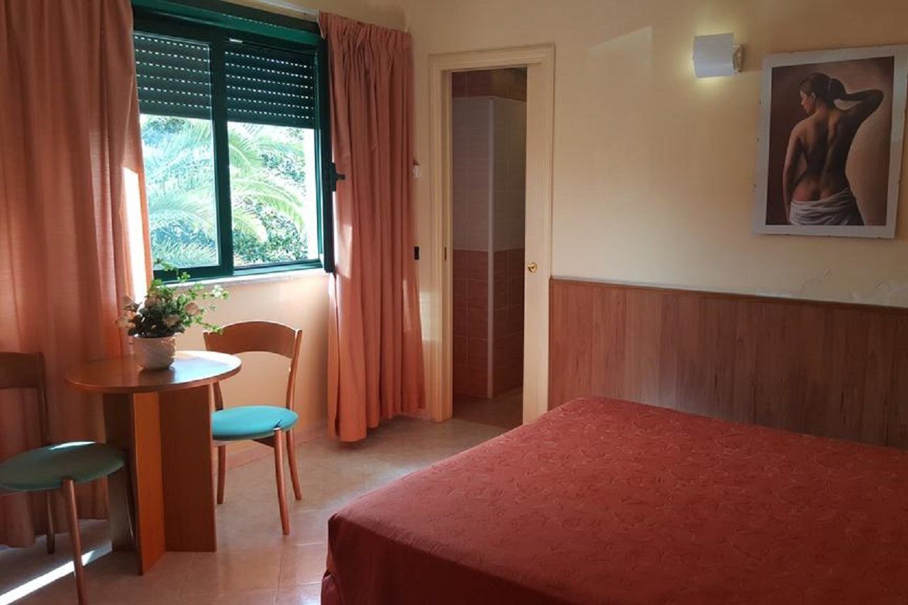 Hotel Laurence Roma Ngoại thất bức ảnh